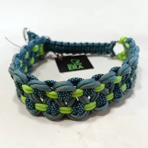 Paracord Halsband grün